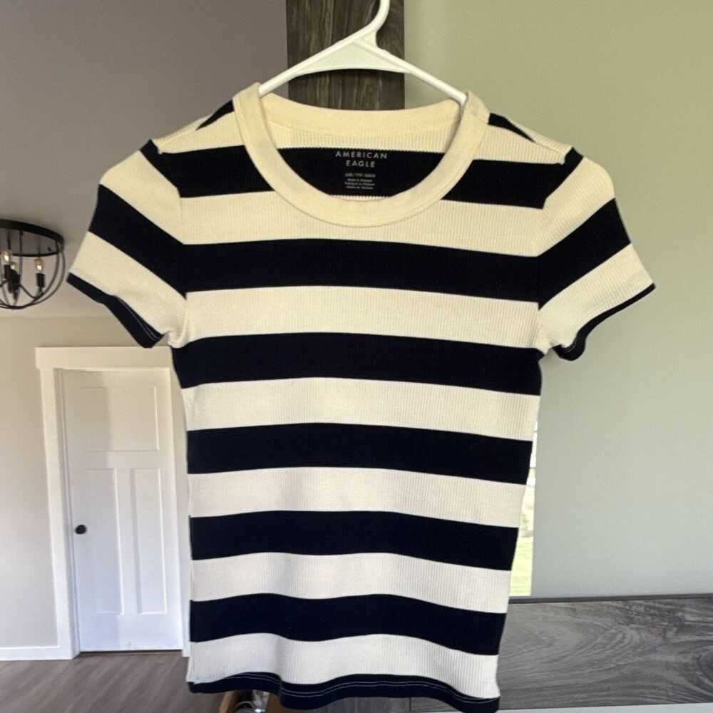 American Eagle Women's Petite XXS Black/White Striped Knit Crew Neck T-Shirt